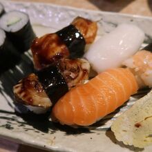 お寿司のシャリが、圧がかかったような硬さだったのだけが惜しい