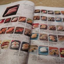 握り寿司のメニューだけでも種類豊富。
