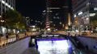 清渓川の生まれる場所にある広場