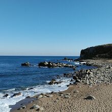 遊歩道で犬吠埼灯台近くまで行けます