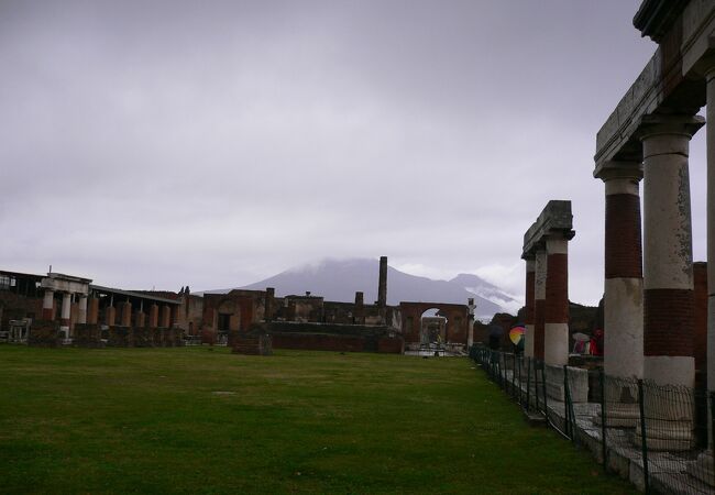 ヴェスーヴィオ火山