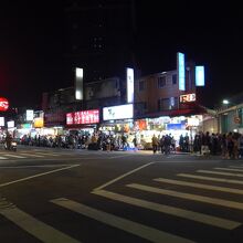 訪れる人は沢山居ました昔の雰囲気の方が良かったように思います