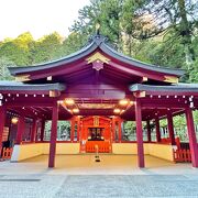 箱根神社の本殿に隣接