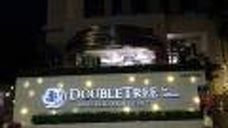 ダブルツリー バイ ヒルトン バンコク プルンチット