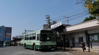 この駅をターミナルにしている金剛バスが２０２３年１２月廃業しました