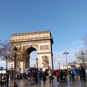 パリで一番大きい凱旋門