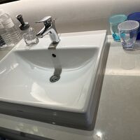 洗面所にも、お水の用意あり。