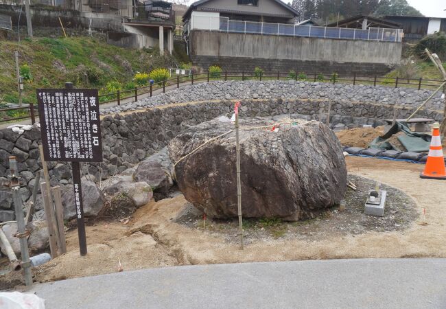 神代川のほとり