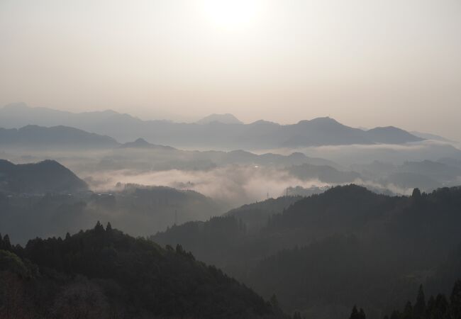 九州統制の際に国見を行った地