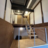 離れの部屋は舟屋をメゾネットタイプにした客室です。