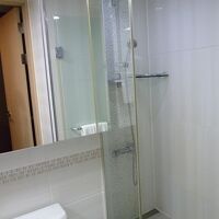 シャワーブース