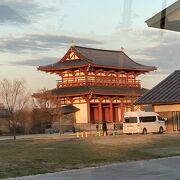 平城京にある朱雀門。