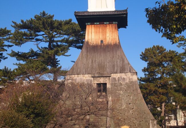 日本最大の燈籠とか