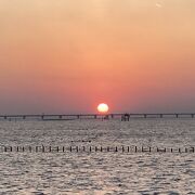 アクアライン越しに東京湾へ沈む夕陽がとても綺麗でした