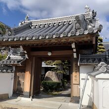 塔頭の一つ、成福院。