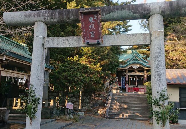 曳馬城跡に立地の東照宮