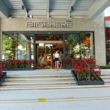 最後に…もちろん、地上入口も、何カ所も、あります。