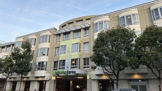 Holiday Inn Express Hotel & Suites Fisherman's Wharf