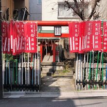 《芭蕉稲荷神社(深川芭蕉庵跡)》外観