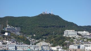 長崎市街からは海の上に