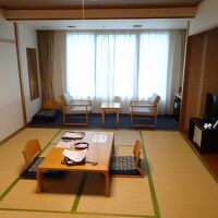 福良湾が望める8畳の和室