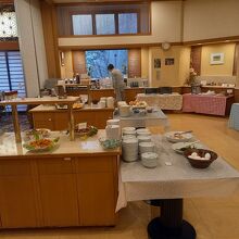 朝食会場の様子です