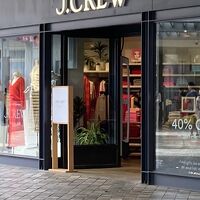 ジェイ クルー (アラモアナ センター店)