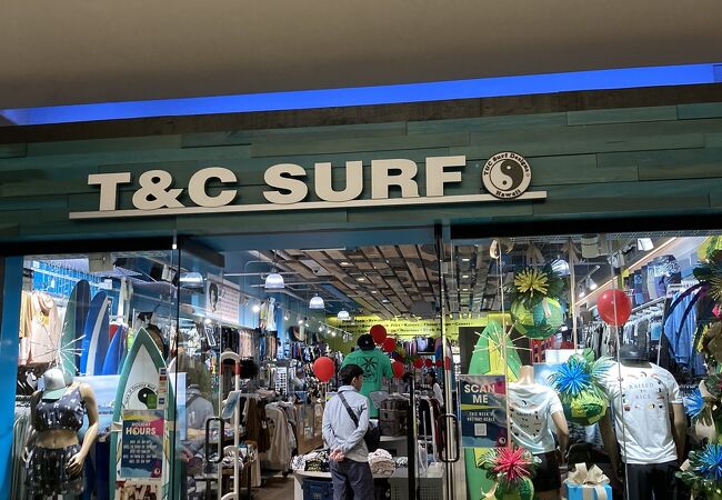 T&C サーフ デザイン (カハラモール店)