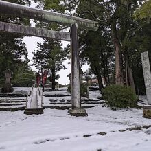 松江護国神社