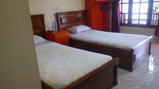 ゴッハン ゲスト ハウス