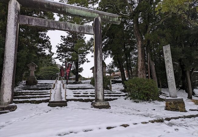 松江城内の護国神社