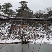 松江城を中心とした広い公園
