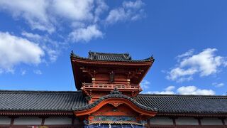 神社から見下ろす道後温泉、松山の景色は格別