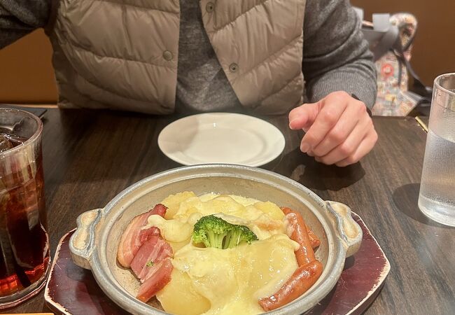 花畑牧場 RACLETTE ～ラクレットチーズ専門店～ 新千歳空港店 クチコミ
