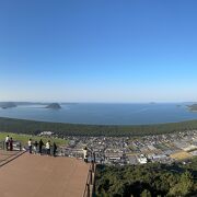 松原の中も良いですが、鏡山から見る全景が素晴らしいのでおすすめ