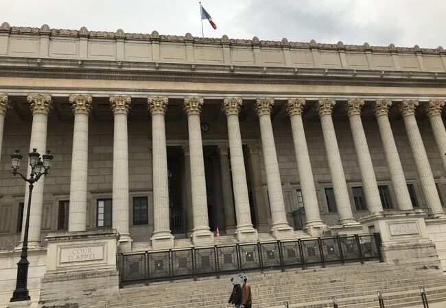Palais de justice historique de Lyon