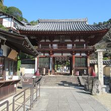 岡寺