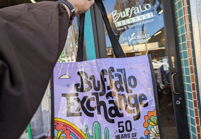 Buffalo Exchange（LA Melrose）