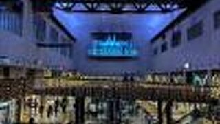 再開発でお洒落なモールに