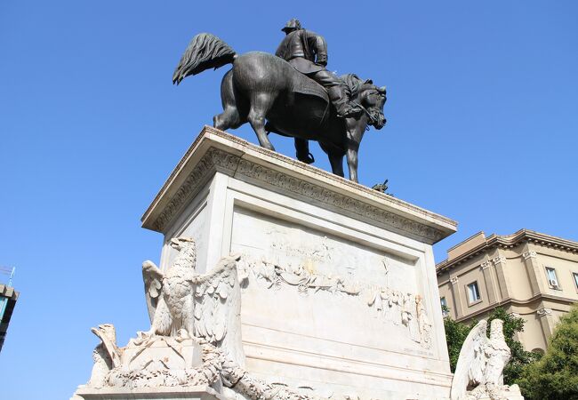 Statua di Vittorio Emanuele II
