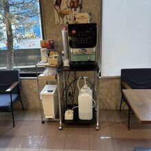 ロビーにはコーヒーメーカーがありました。