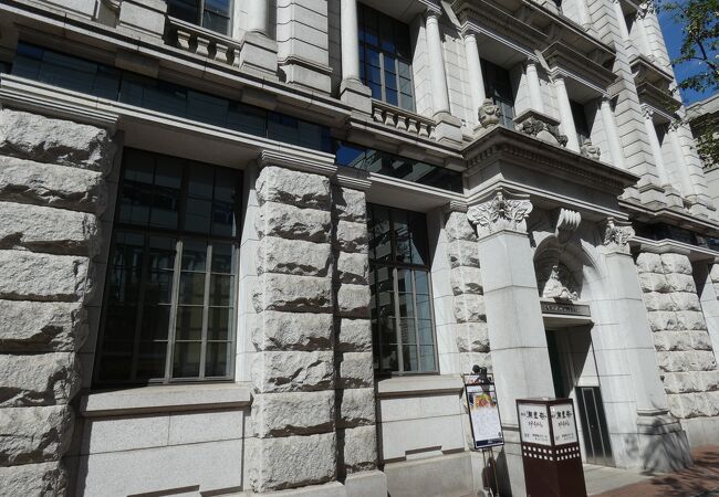 大正11年（1922）建設の旧川崎銀行横浜支店ビル