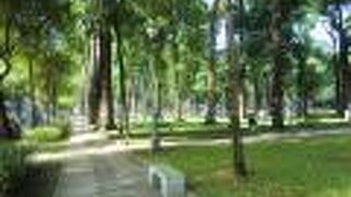 ホーチミン観光の中心地の公園