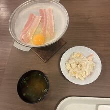 朝食です