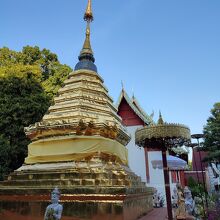 Wat Pha Khao