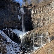 日本三名瀑のひとつ華厳の滝