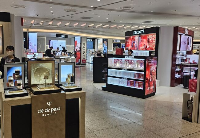 羽田空港 第2ターミナル TIAT DUTY FREE