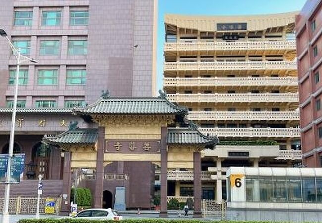 近代的な建物