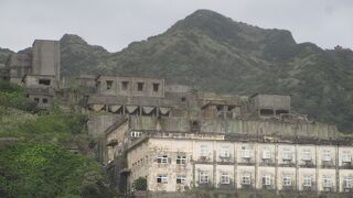 十三層遺跡