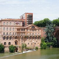 歴史的建造物です